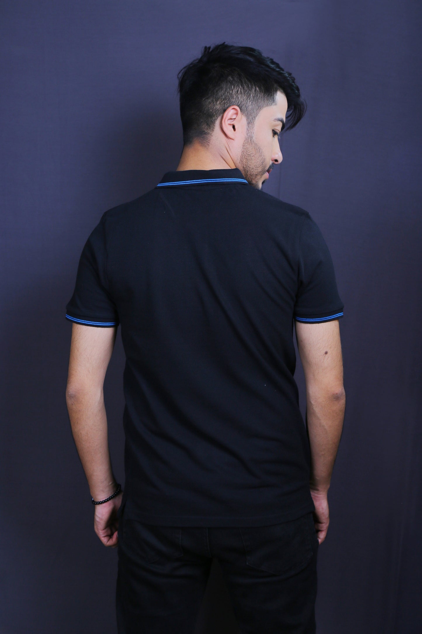 Men Solid Polo Collar T-shirt