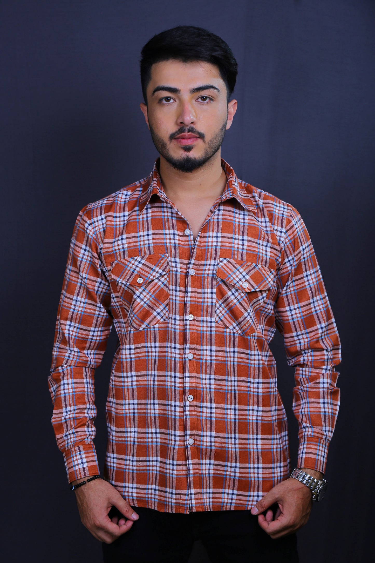 Men Checks Casual Shirt