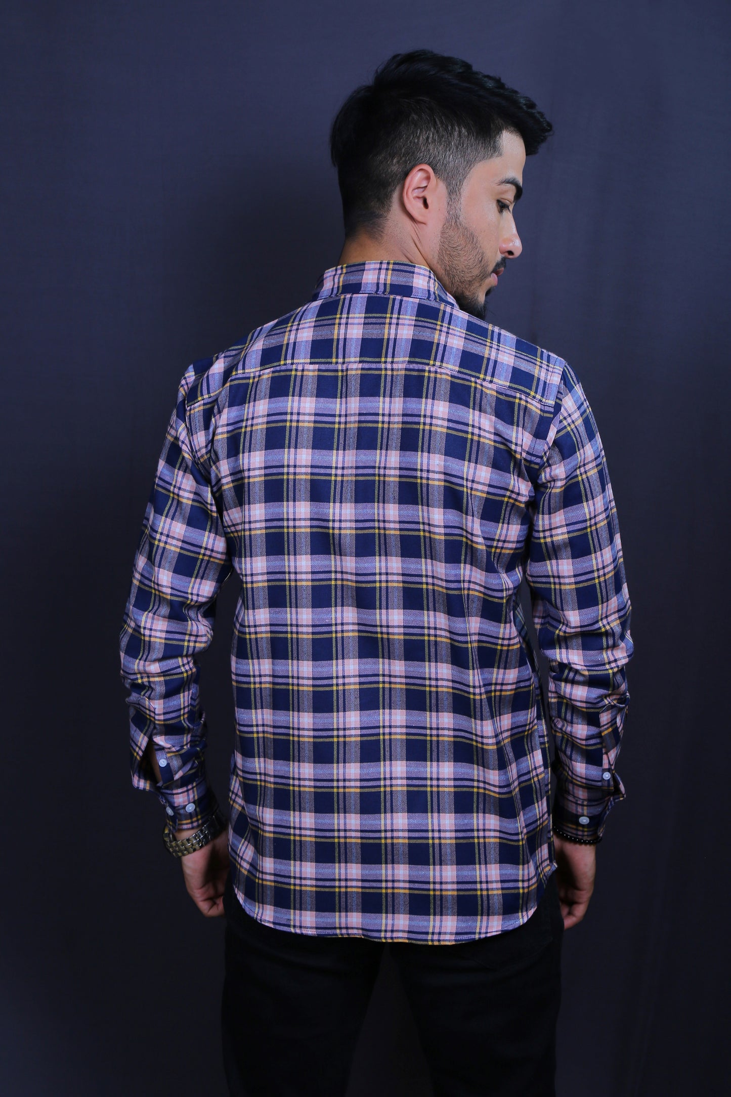 Men Checks Casual Shirt