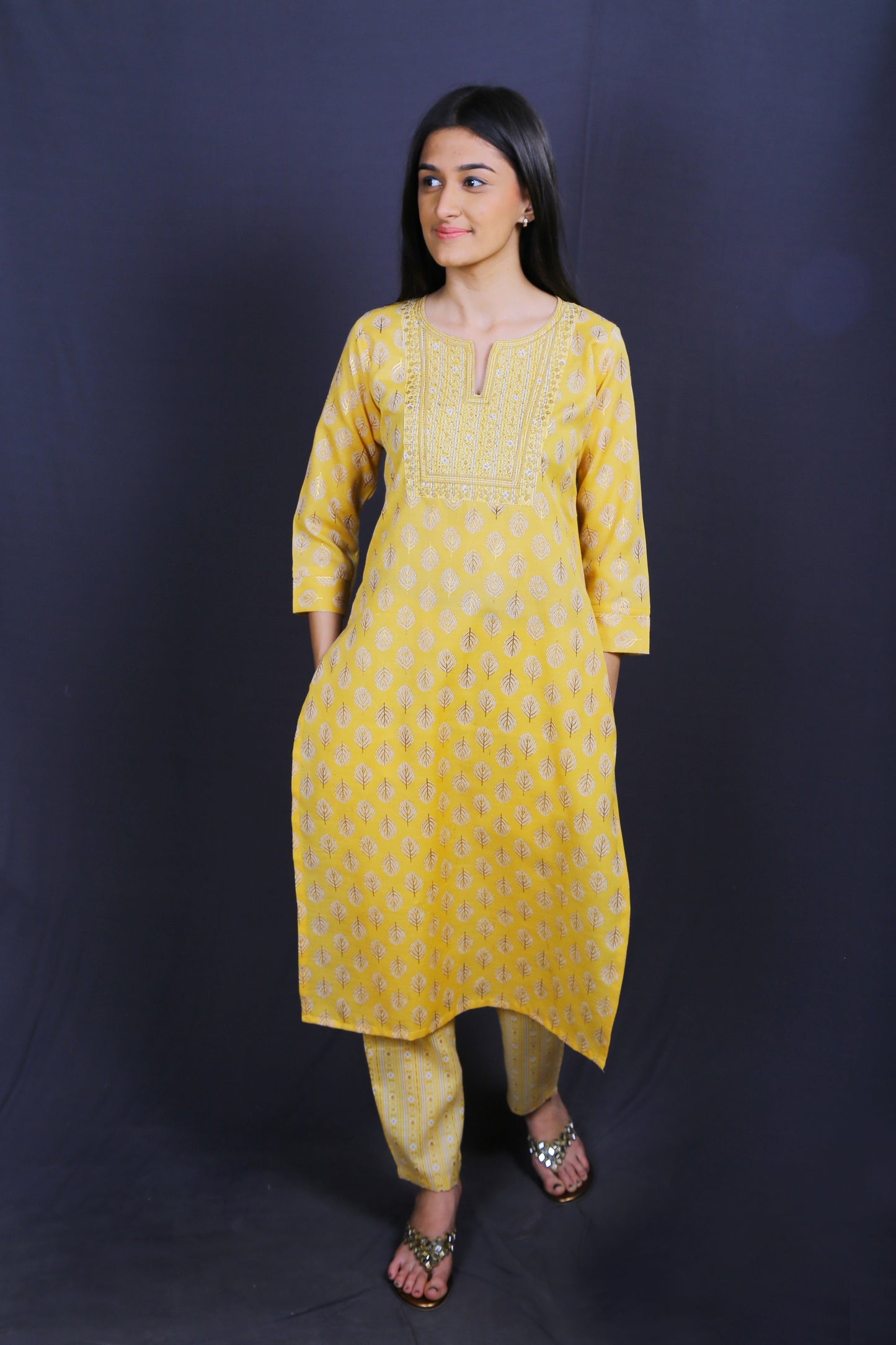 Women Yellow Ethnic Print Straight Kurta Set 3/4th sleeves