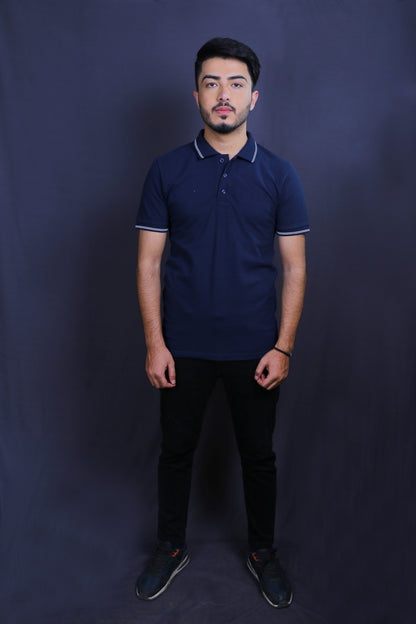 Men Solid Polo Collar T-shirt