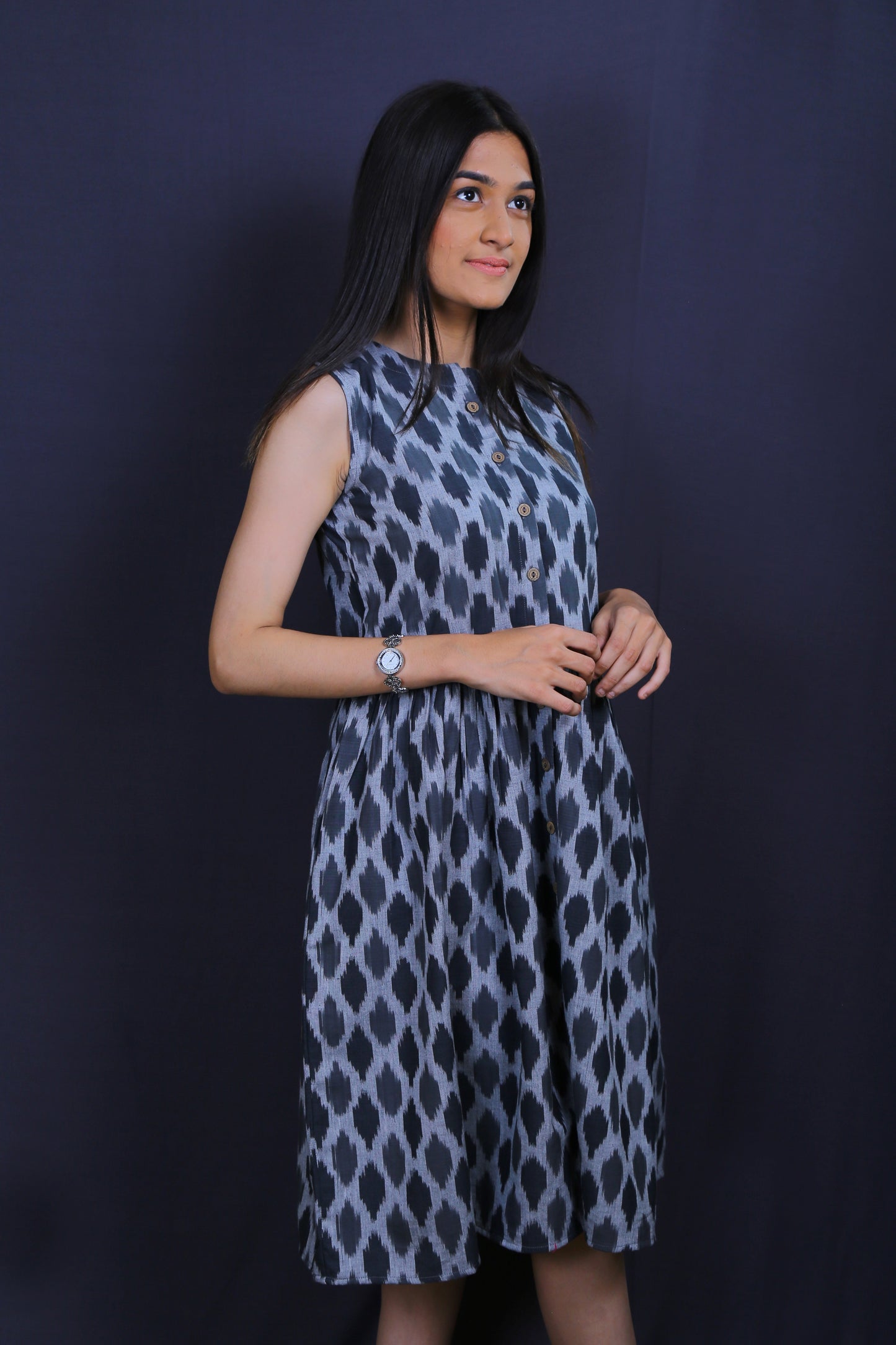 Women Grey Handloom Kalamkari round Neck Midi Dress