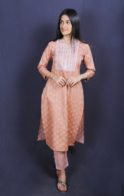 Women Peach Ethnic Print Straight Kurta Set