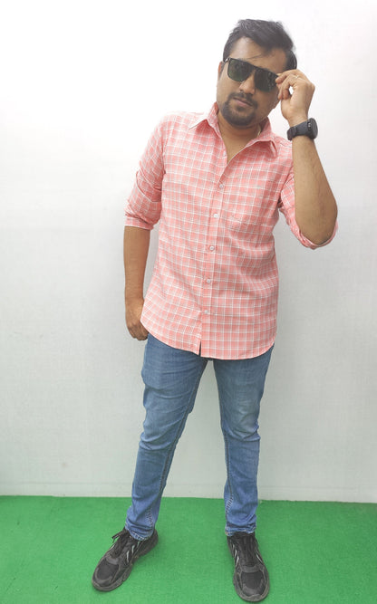 Men Checks Casual Shirt
